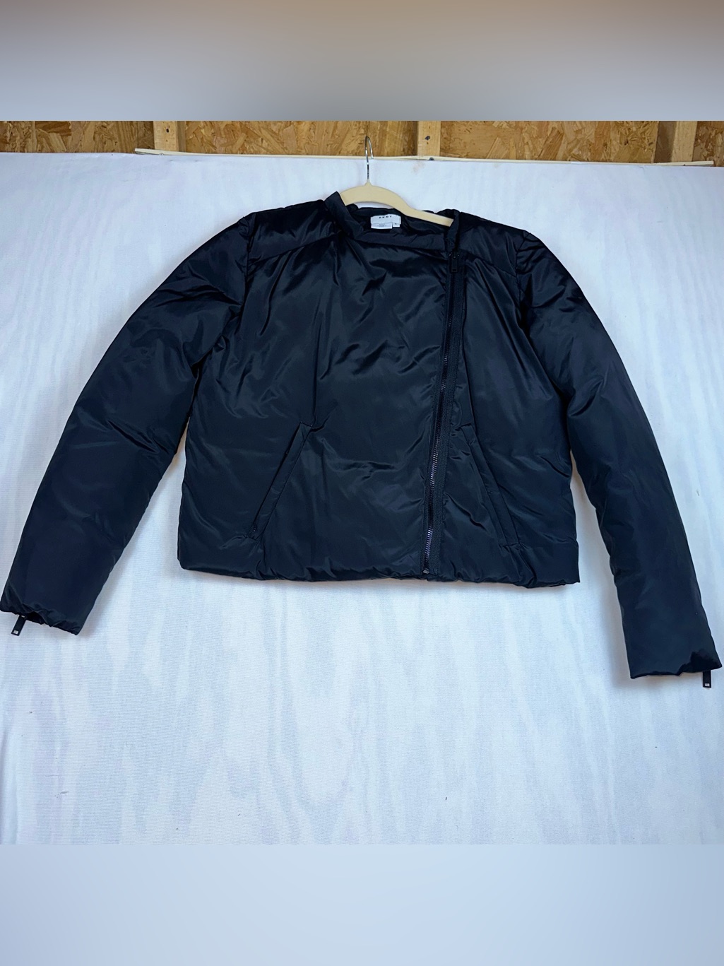 Dkny Women's Black Satin Down | Waterfowl Feather Cropped Puffer Jacket Size: Sm